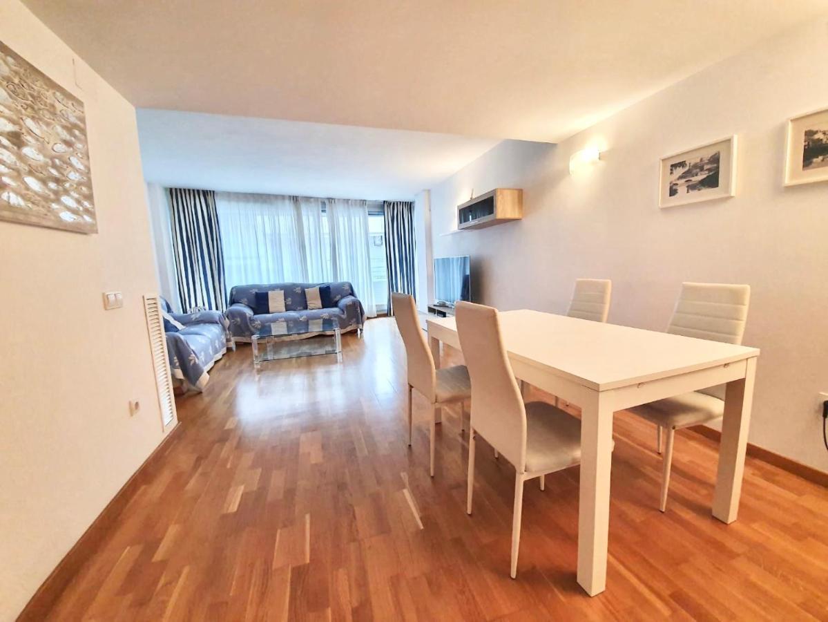 Ancora Frontbeach Luxury Apartment トッサ・デ・マール エクステリア 写真
