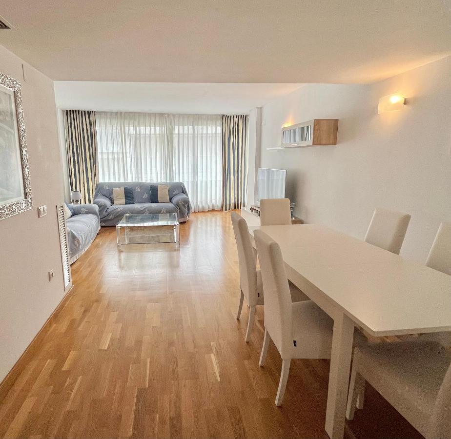 Ancora Frontbeach Luxury Apartment トッサ・デ・マール エクステリア 写真